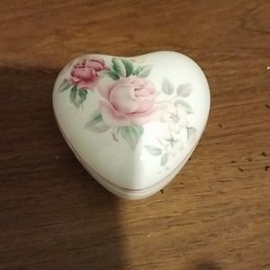 St. George Fine Bone China Trinket Box